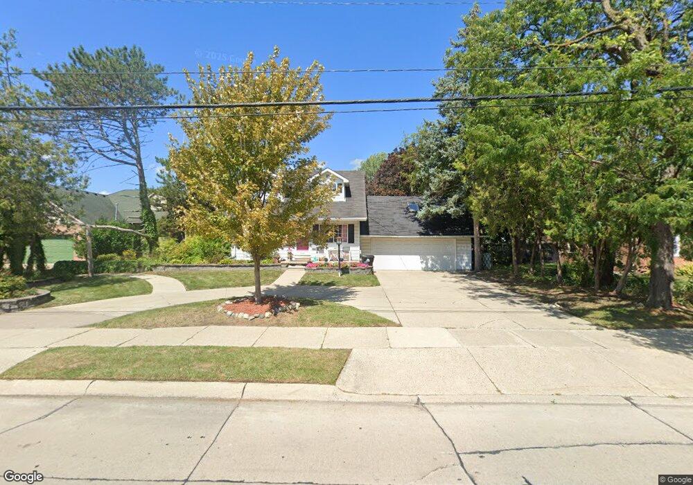 15447 Curtis St, Roseville, MI 48066 - photo 1