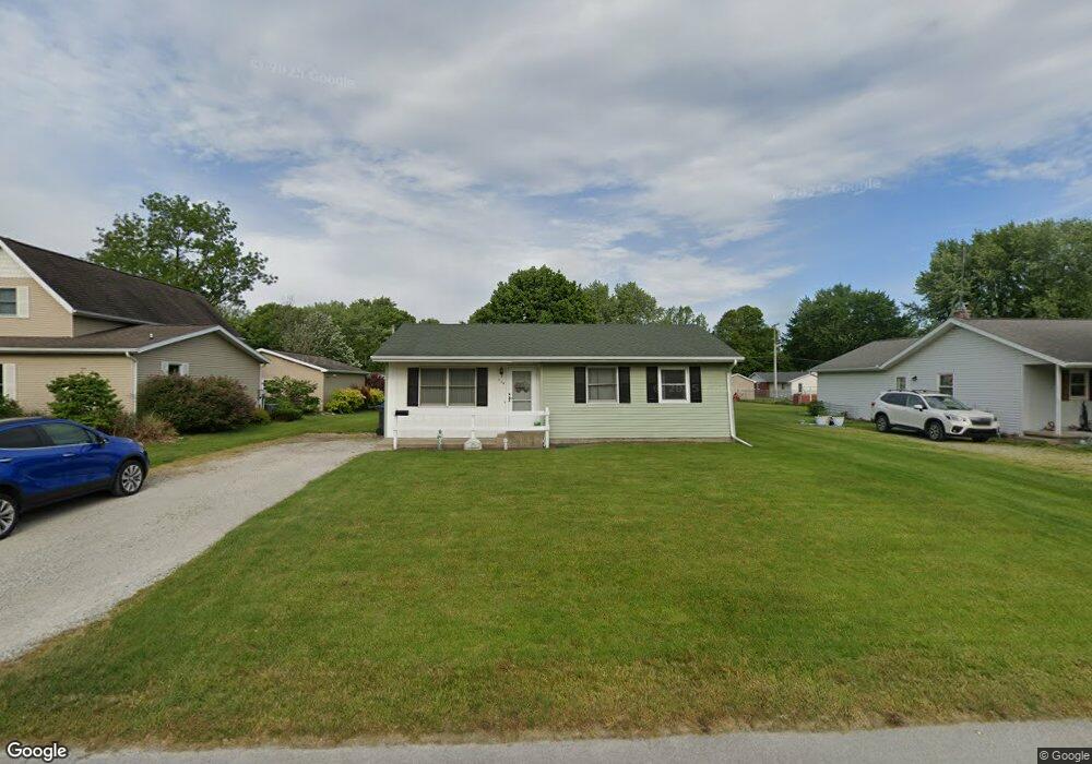 756 N Clark St, Nappanee, IN 46550 - photo 1