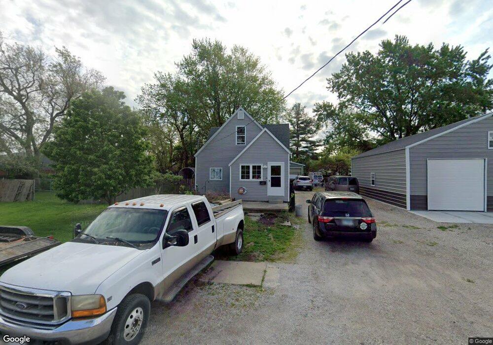 612 S 28th St, Mattoon, IL 61938 - photo 1