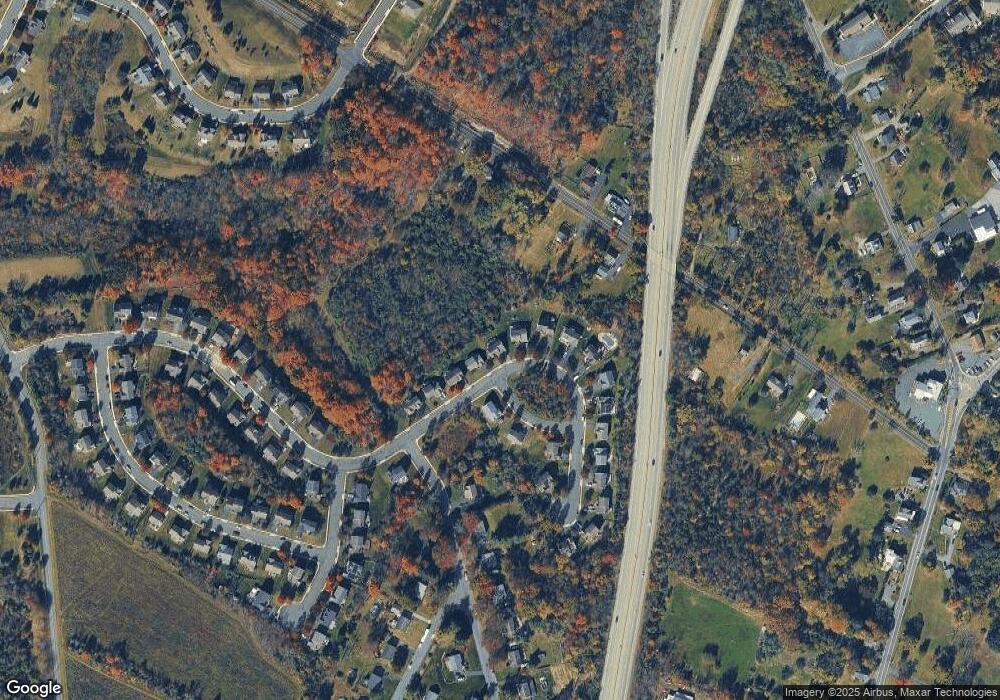 1028 Fallbrook Ln, Pottstown, PA 19464 - photo 1