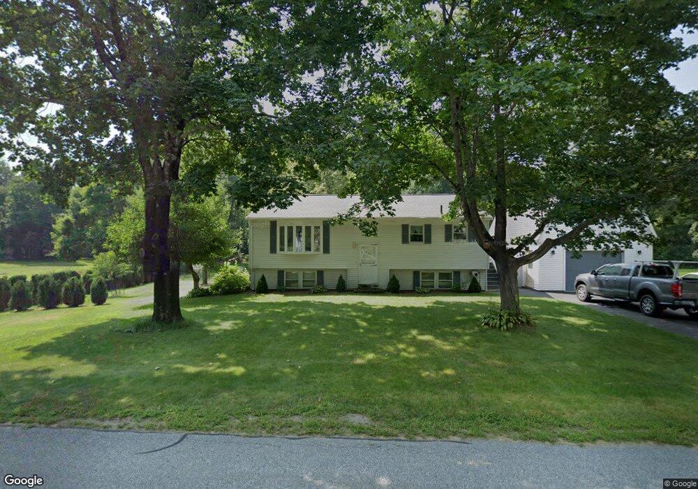 604 Maple St, Franklin, MA 02038 - photo 1