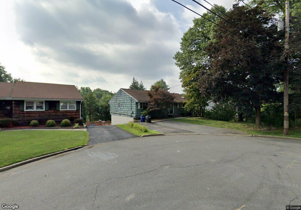 300 Pitcher Ct, Northvale, NJ 07647 - photo 1