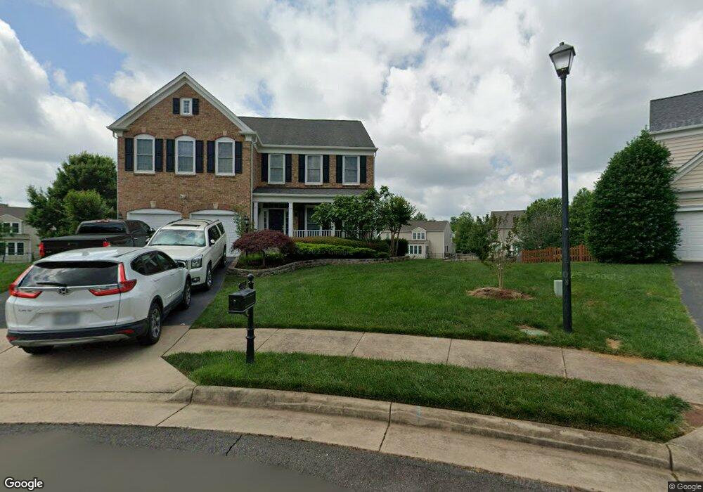 10814 Valley Falls Ct, Manassas, VA 20112 - photo 1