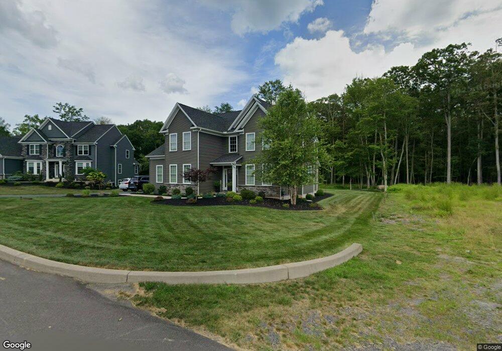 1162 Woodberry Dr, Mountain Top, PA 18707 - photo 1