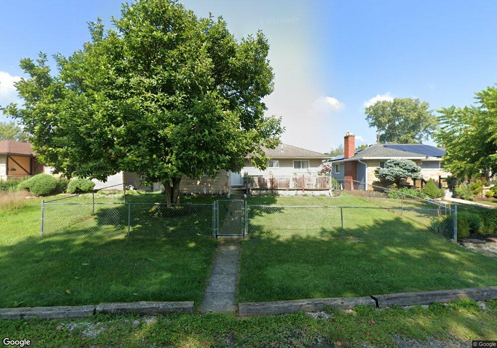 165 Oxley Rd, Columbus, OH 43228 - photo 1