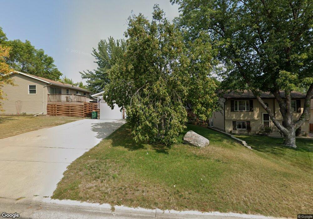 1027 17th St N, New Ulm, MN 56073 - photo 1