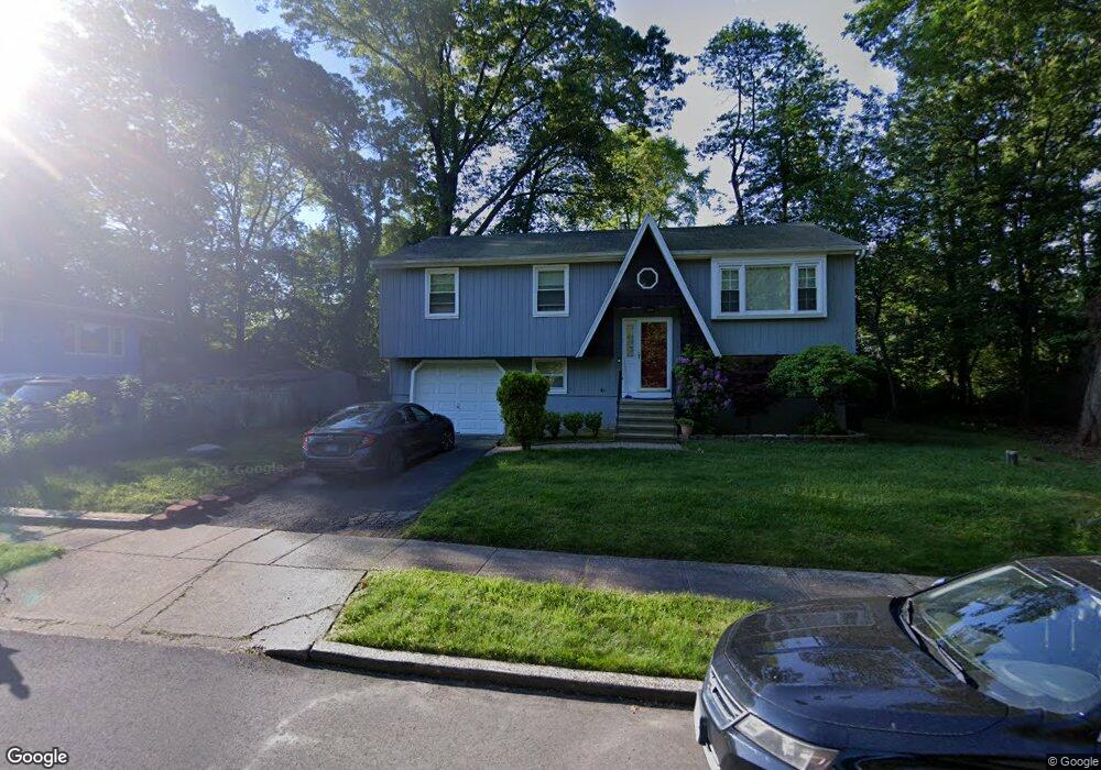 32 Miami St, West Haven, CT 06516 - photo 1