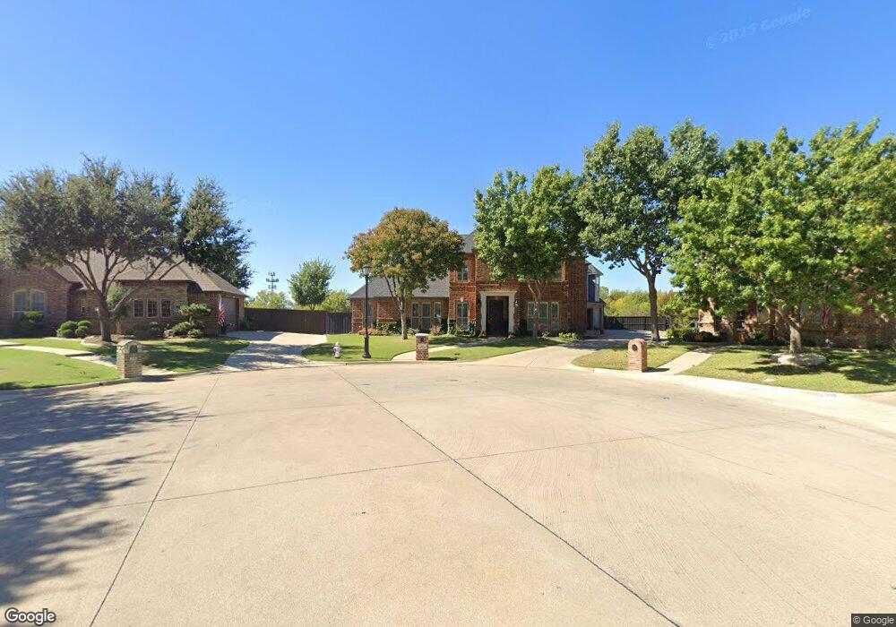 612 Hickory Ct, Hurst, TX 76054 - photo 1
