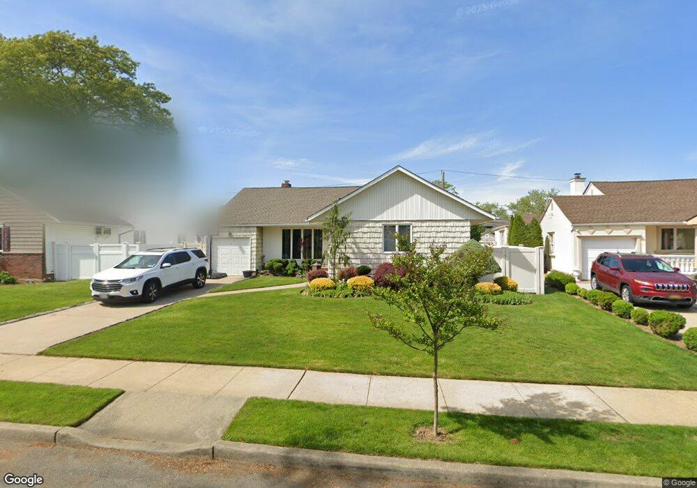 584 Theresa Ave, West Hempstead, NY 11552 - photo 1