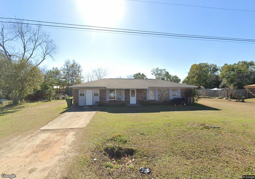 811 Bourbon St, Donalsonville, GA 39845 - photo 1