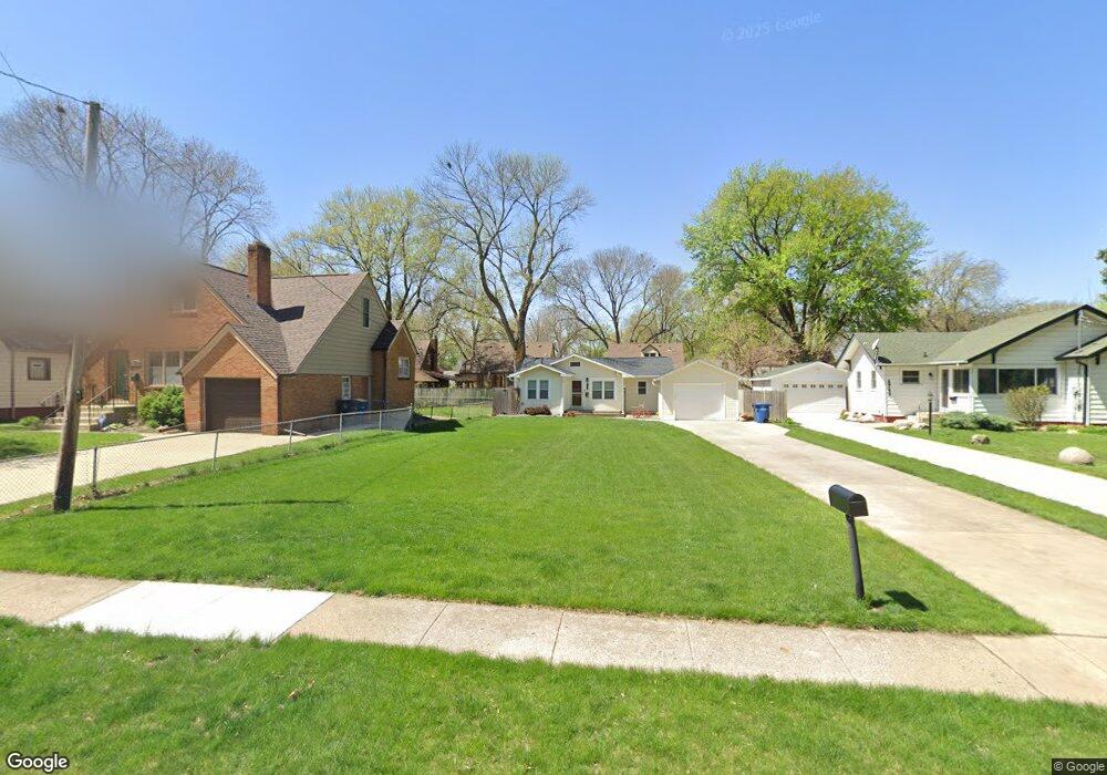 2724 45th St, Des Moines, IA 50310 - photo 1