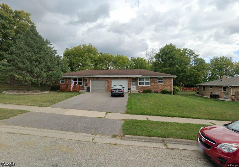 655 Dunn Ave unit 2, Oregon, WI 53575 - photo 1