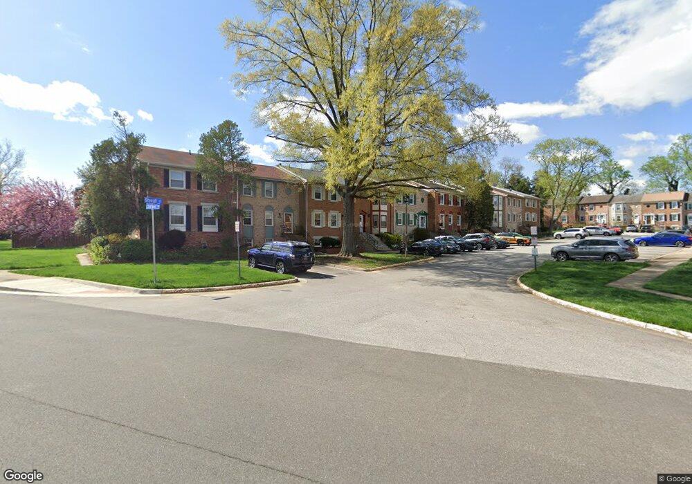 7807 Stovall Ct, Lorton, VA 22079 - photo 1