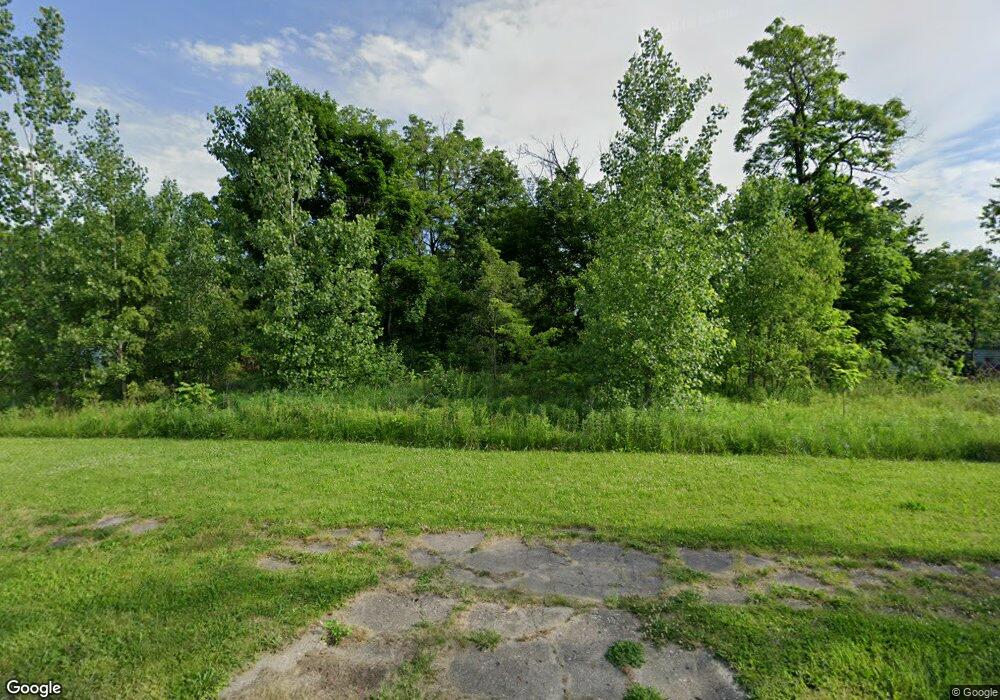 209 E Gracelawn Ave, Flint, MI 48505 - photo 1