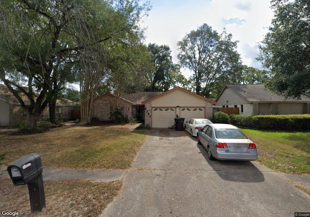 6107 Elkwood Forest Dr, Houston, TX 77088 - photo 1