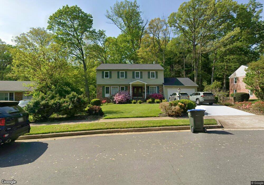 8304 Five Gates Rd, Annandale, VA 22003 - photo 1