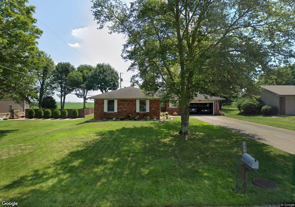 1135 E Tara Rd, Greensburg, IN 47240 - photo 1