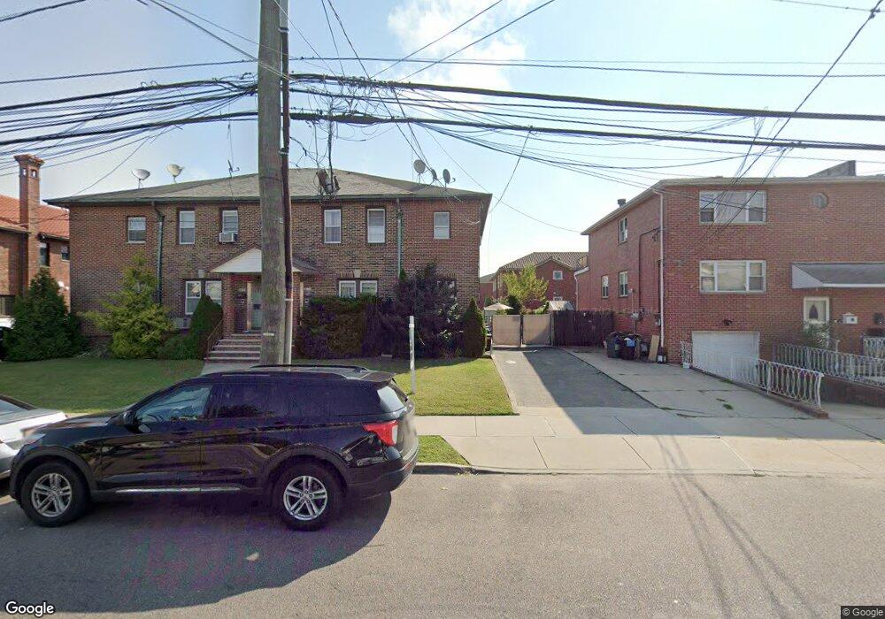 1611 149th St, Whitestone, NY 11357 - photo 1