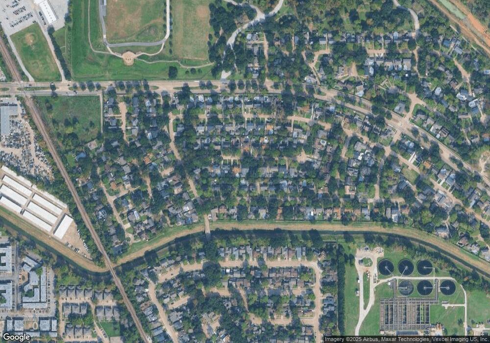 5043 Fallen Oaks Dr, Houston, TX 77091 - photo 1