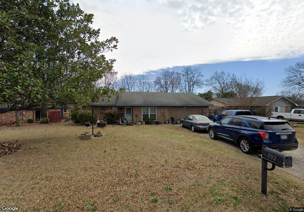 202 Lazy h Ln, Warner Robins, GA 31093 - photo 1