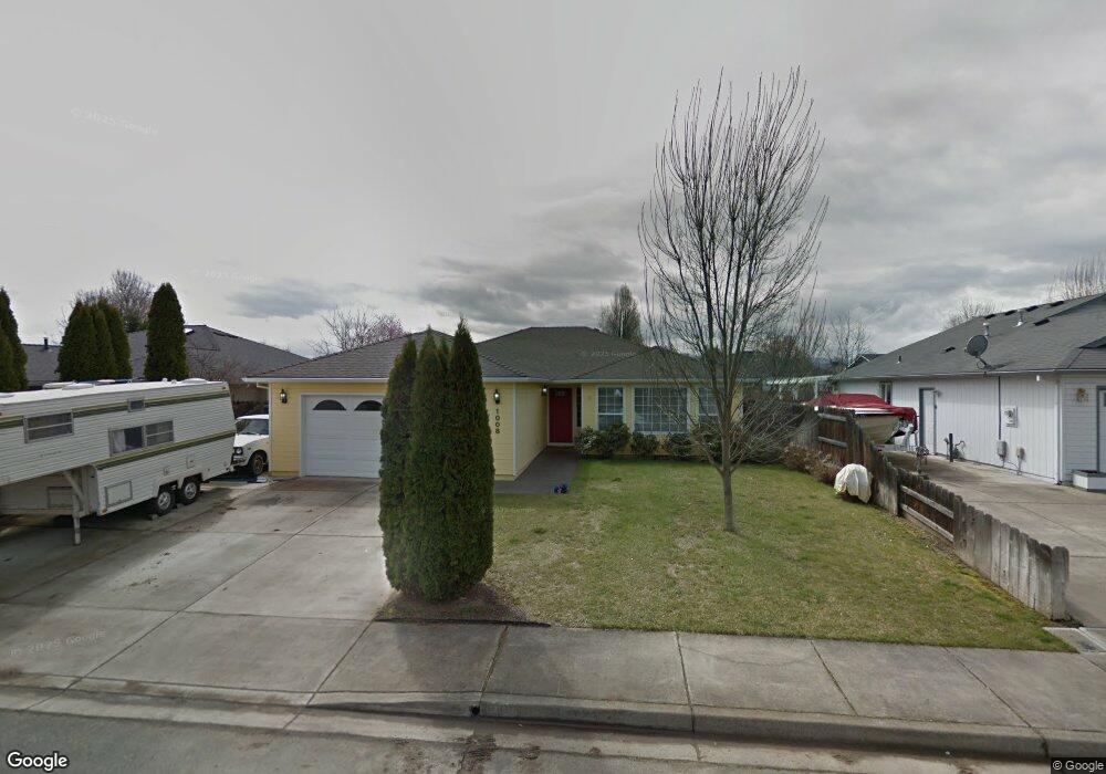 1008 Fairfield Ave, Central Point, OR 97502 - photo 1