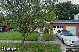 16 Brompton Ln, Cincinnati, OH 45218