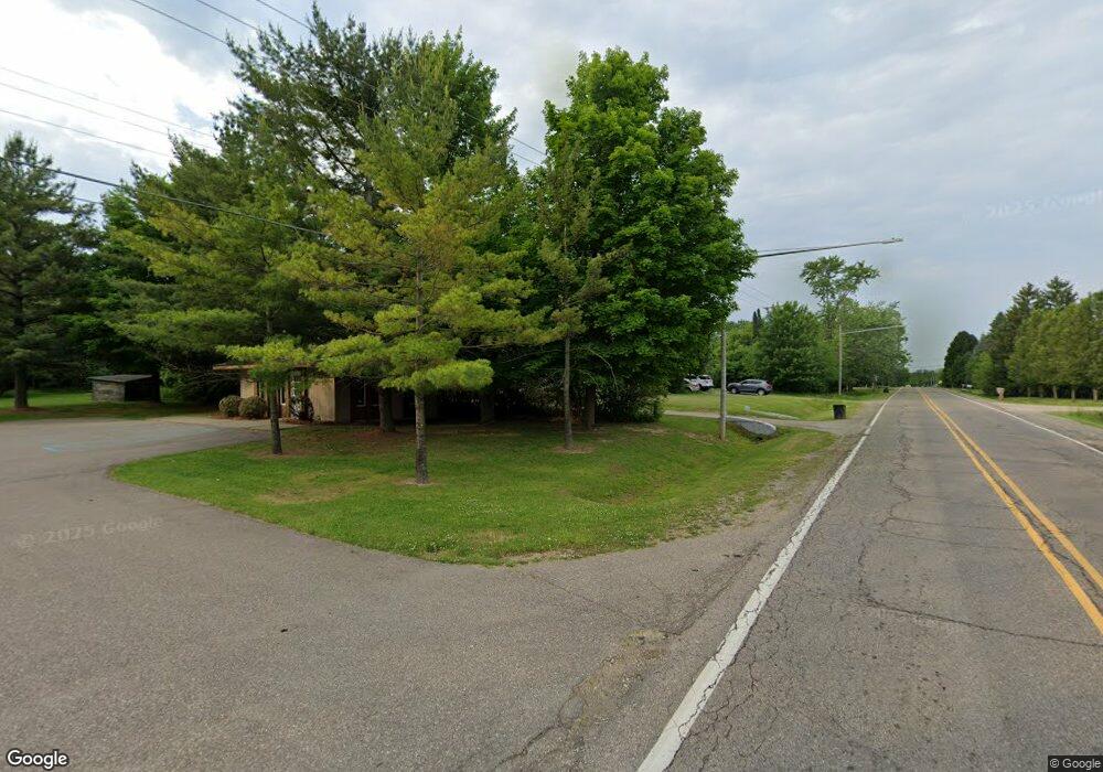 1025 S Graham Rd, Flint, MI 48532 - photo 1