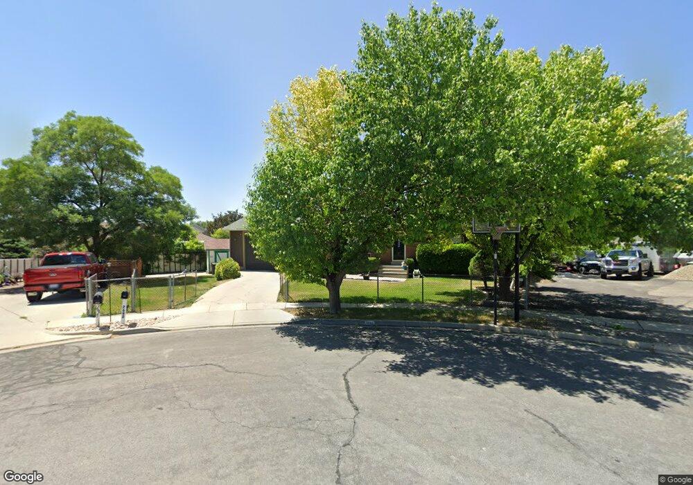 7692 S 2450 W, West Jordan, UT 84084 - photo 1