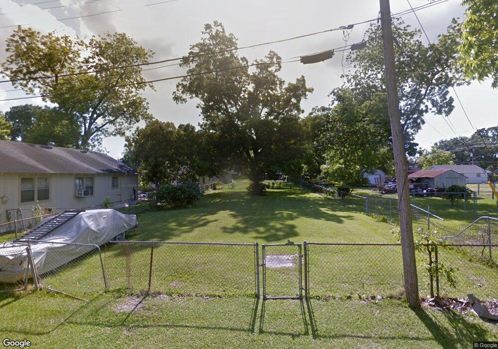 608 Oleo St, Lake Charles, LA 70601 - photo 1