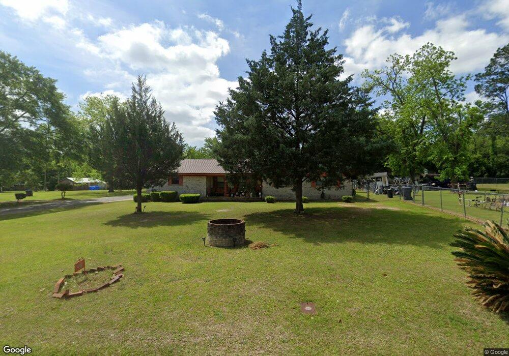 402 W Chattahoochee St, Fitzgerald, GA 31750 - photo 1