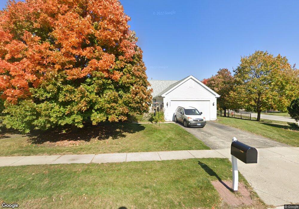 1900 Cloverdale Ln, Algonquin, IL 60102 - photo 1