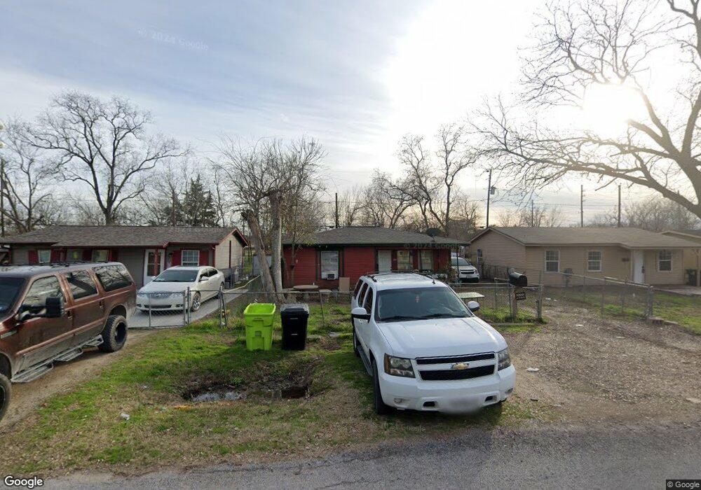 812 Avenue E, Rosenberg, TX 77471 - photo 1