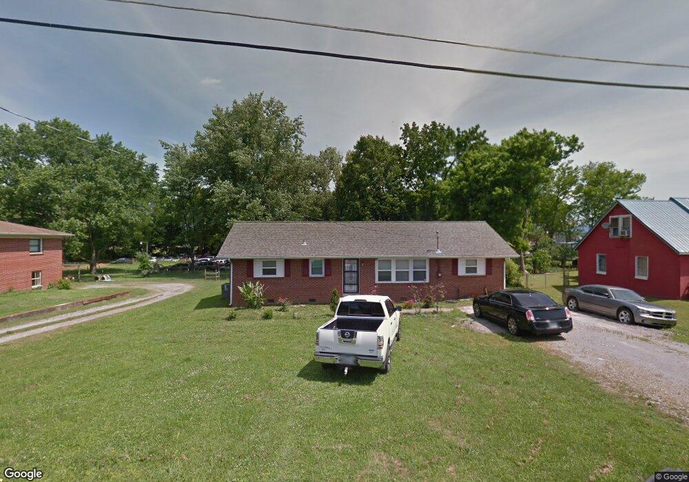 108 Pickle St, Shelbyville, TN 37160 - photo 1