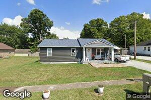 406 S Main St, Waldron, IN 46182
