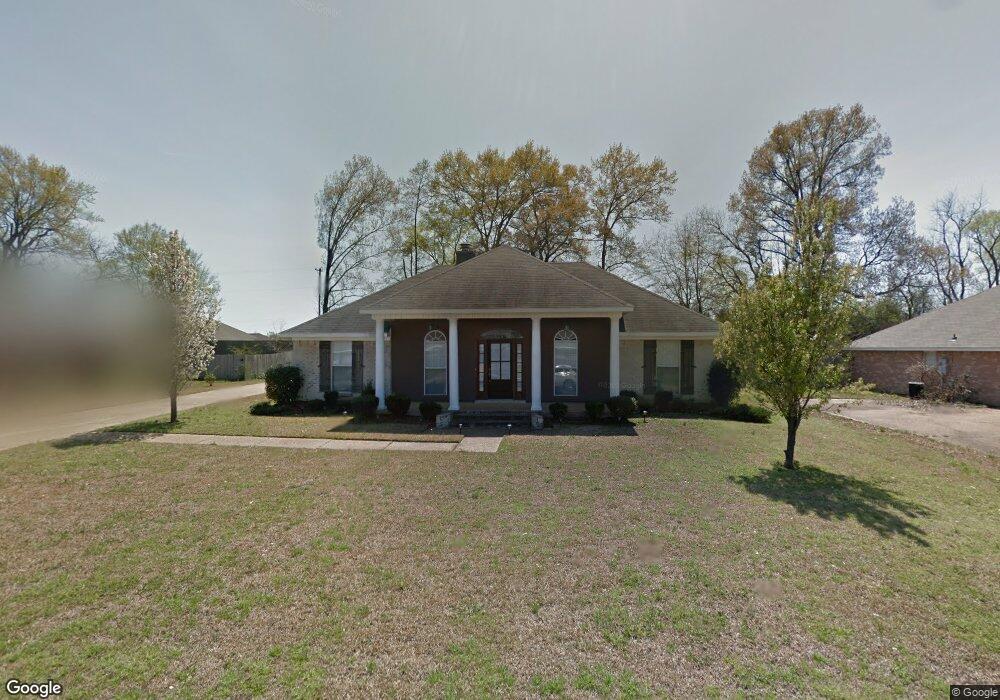 9914 Crooked Creek Cir, Byram, MS 39272 - photo 1