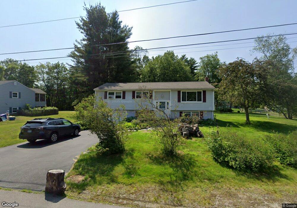 7 Carriage Ln, MerriMacK, NH 03054 - photo 1
