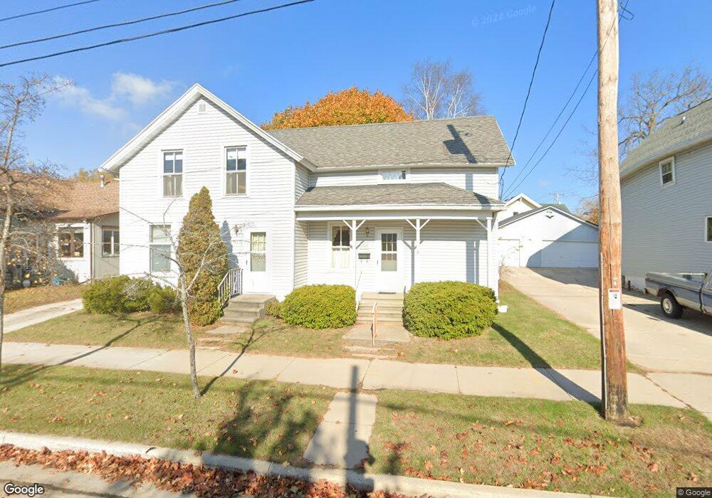 1604 21st St, Two Rivers, WI 54241 - photo 1