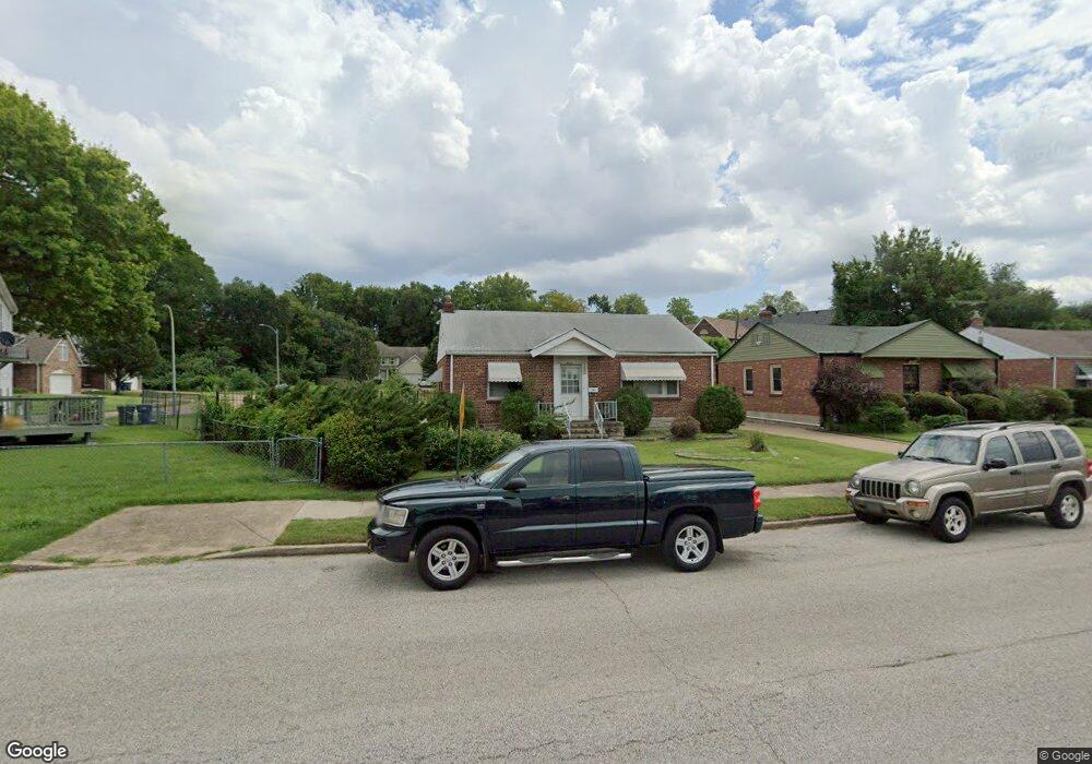 4544 Dryden Ave, Saint Louis, MO 63115 - photo 1