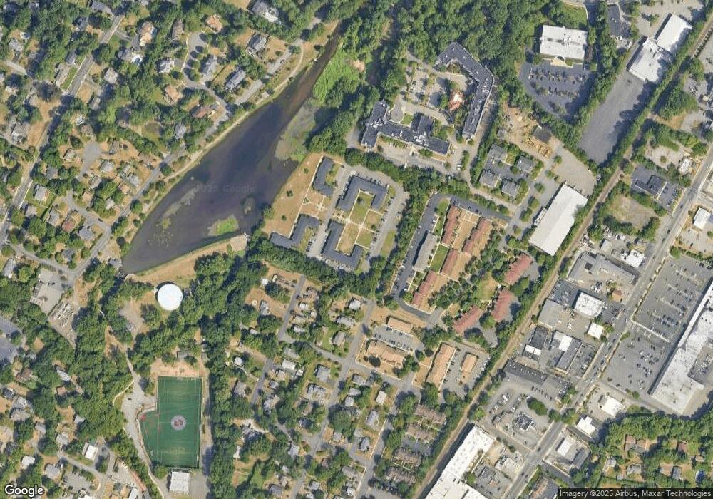 75 N Maple Ave, Park Ridge, NJ 07656 - photo 1