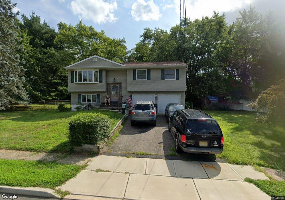 21 Tuscarora Cir, Old Bridge, NJ 08857 - photo 1