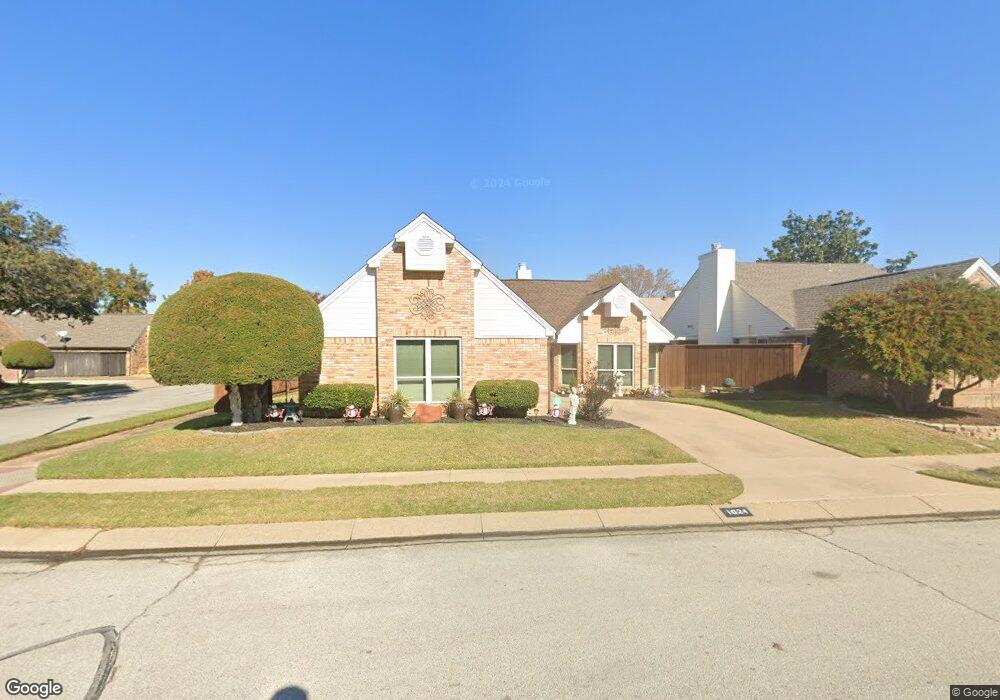 1624 Autumn Chase Square, Bedford, TX 76022 - photo 1