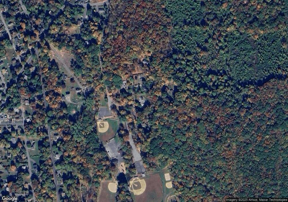 2 Middle Ct unit 4, Carmel, NY 10512 - photo 1