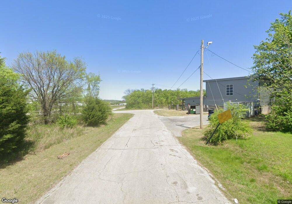 5548 S 41st West Place, Tulsa, OK 74107 - photo 1