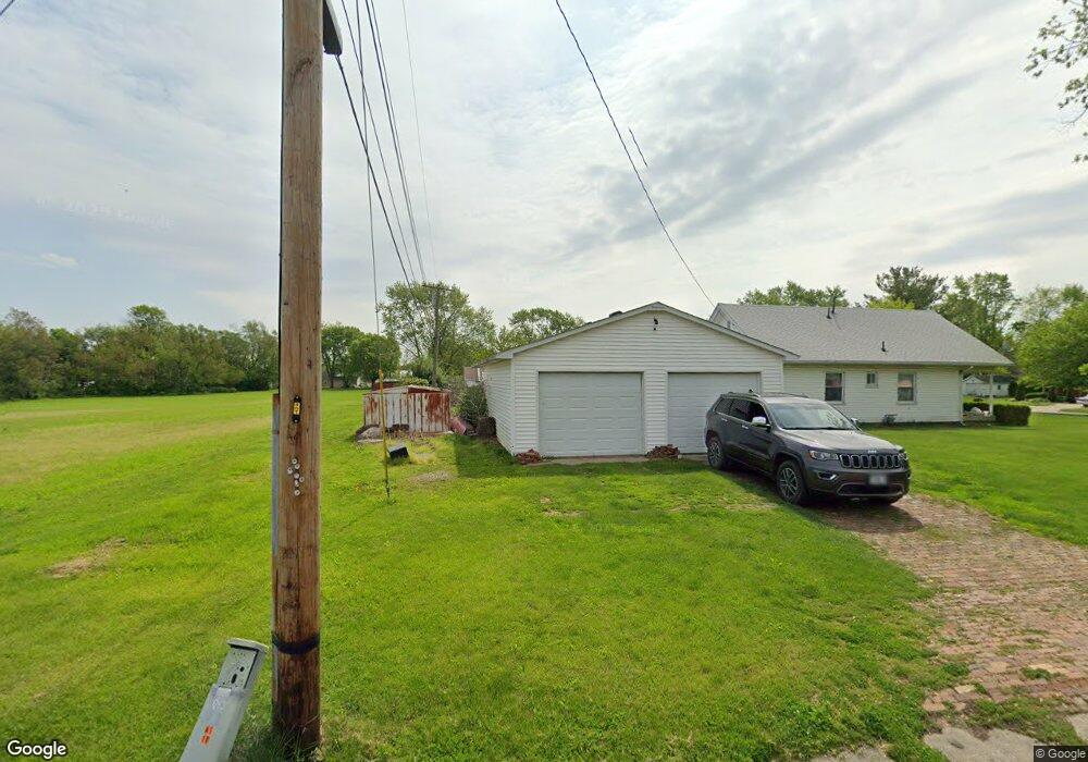 1720 Piatt Ave, Mattoon, IL 61938 - photo 1
