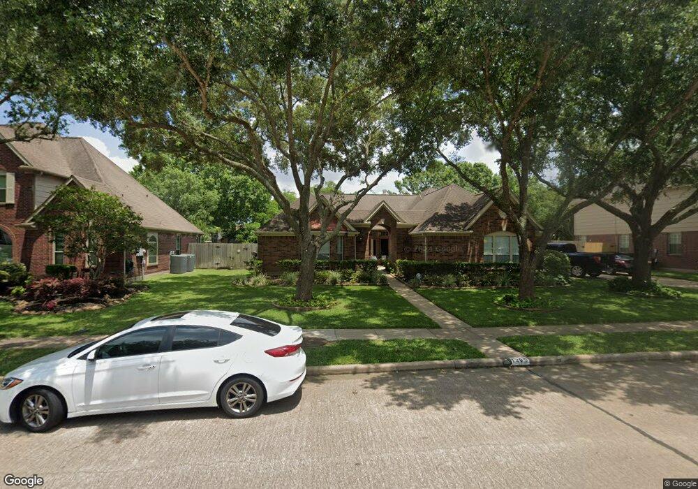 1205 Eagle Lakes Dr, Friendswood, TX 77546 - photo 1