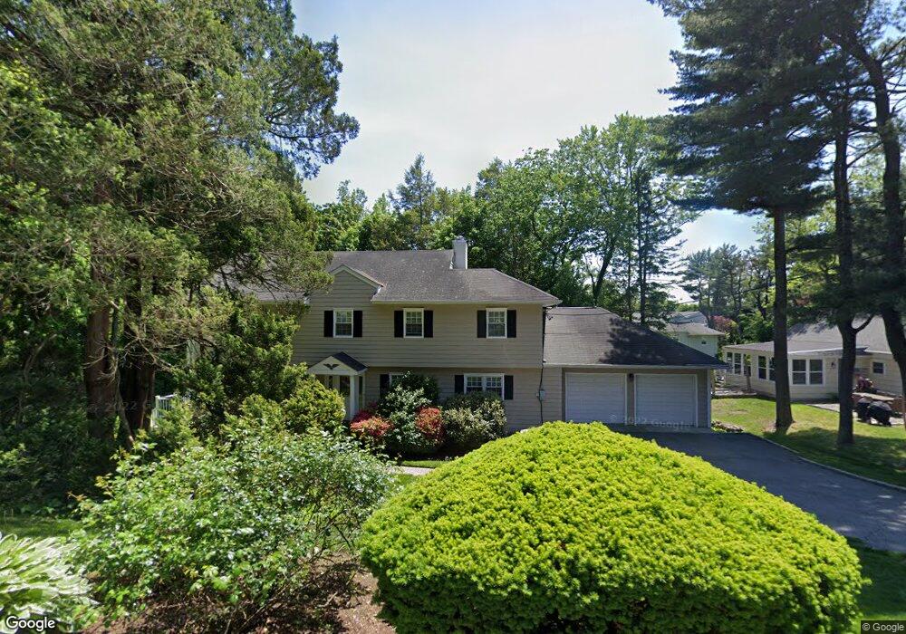 4 Revere Ln, Purchase, NY 10577 - photo 1