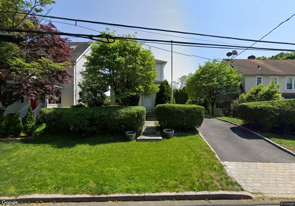 118 Halstead Ave, Greenwich, CT 06831 - photo 1