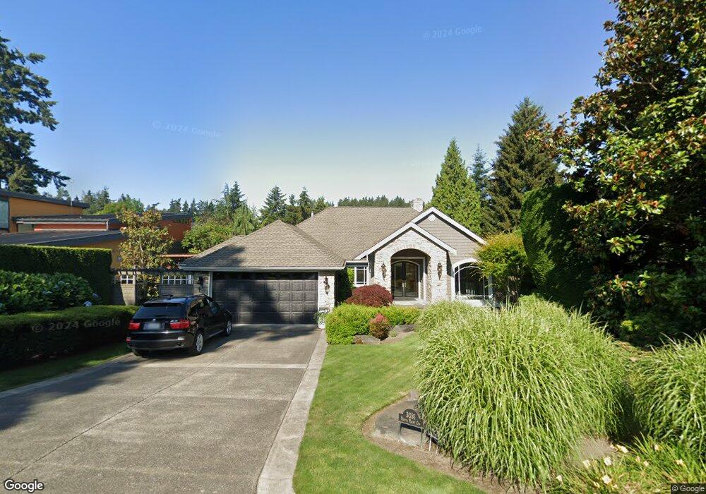 3031 Hunts Point Cir, Hunts Point, WA 98004 - photo 1