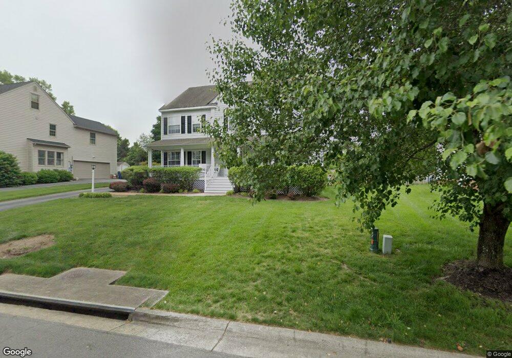 5560 Holman Dr, Glen Allen, VA 23059 - photo 1