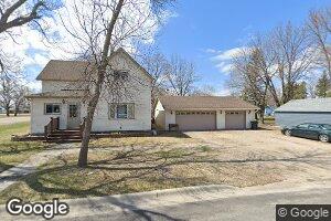 210 Prior St, Stewart, MN 55385